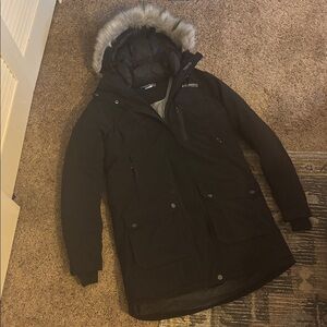 Columbia TITANIUM Women’s Parka, size M.